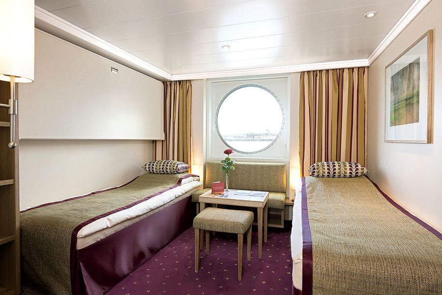 A-Rosa FLora Category S Cabin.jpg